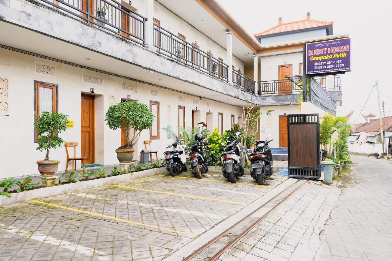 Guesthouse Cempaka Putih Seminyak  0*, Seminyak (Bali)