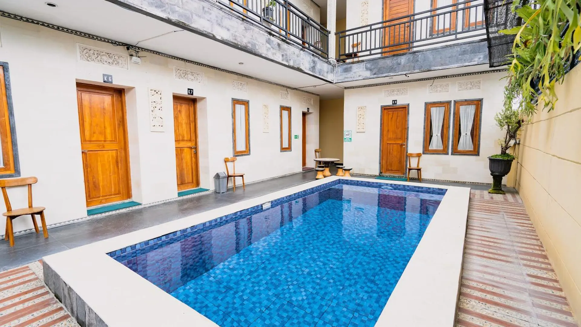 Guesthouse Cempaka Putih Seminyak  0*, Seminyak (Bali)